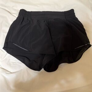 Lululemon Hotty Hot Short